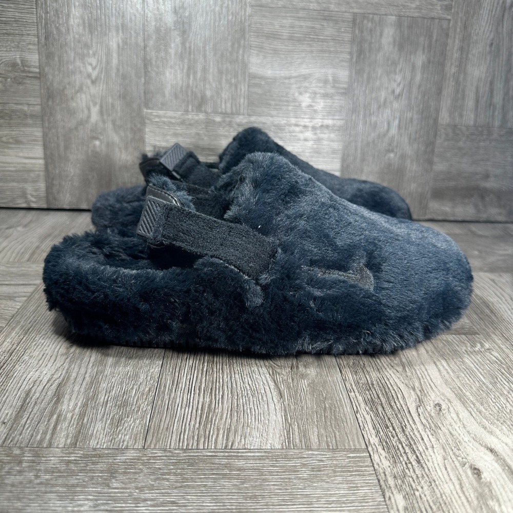 Nike Calm Mule SE Women 7 Black Faux Fur Plush Slides FZ3119-001 NEW